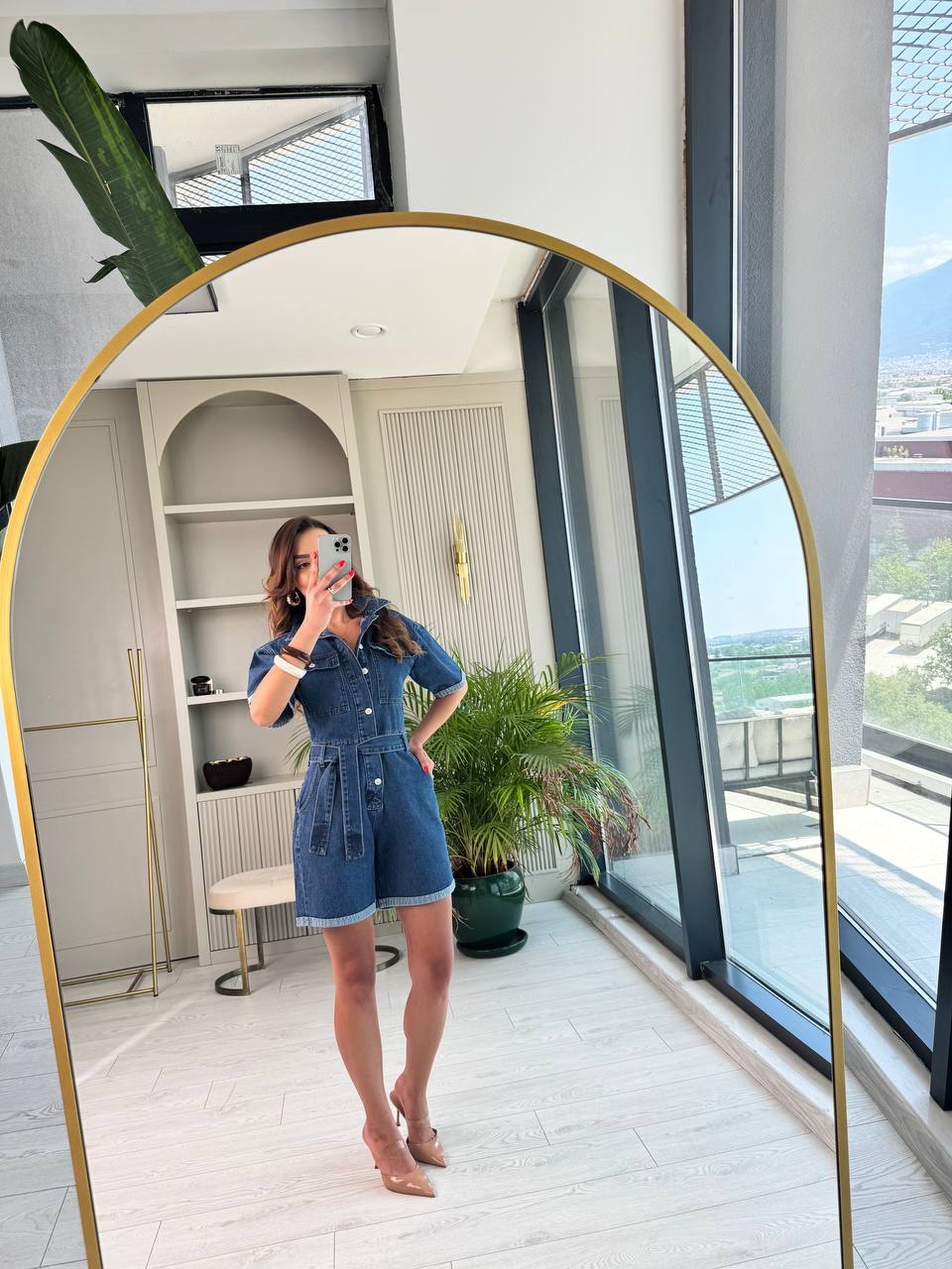Koyu%20Mavi%20Kuşaklı%20Jean%20Şort%20Tulum