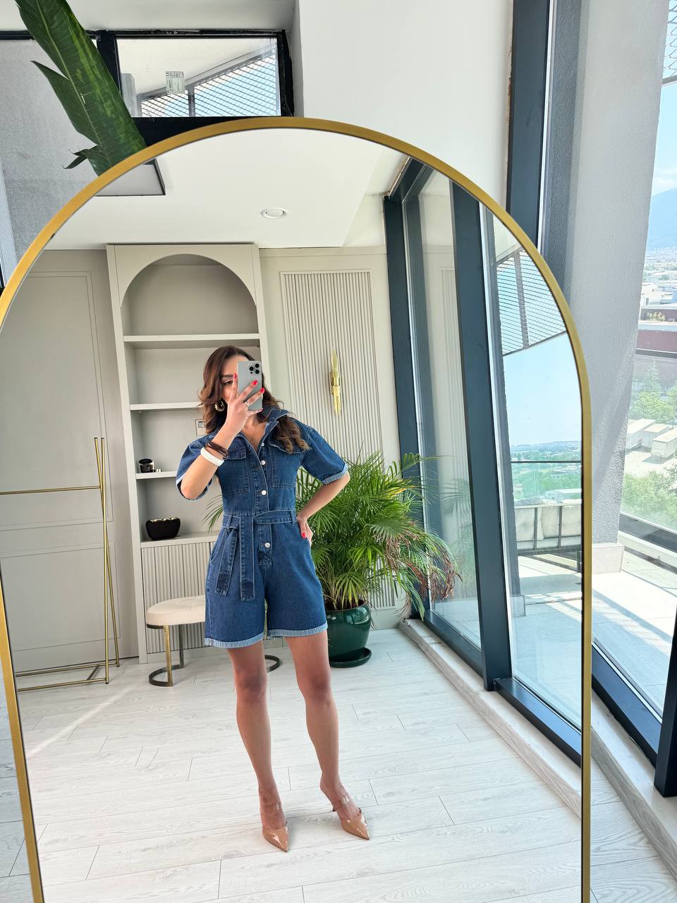 Koyu%20Mavi%20Kuşaklı%20Jean%20Şort%20Tulum