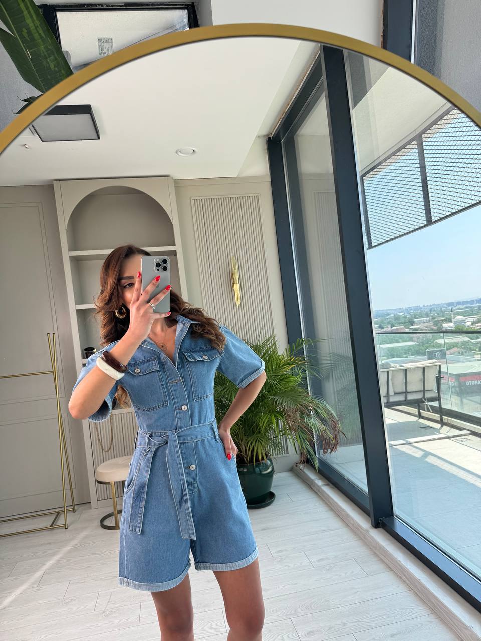 Açık%20Mavi%20Kuşaklı%20Jean%20Şort%20Tulum
