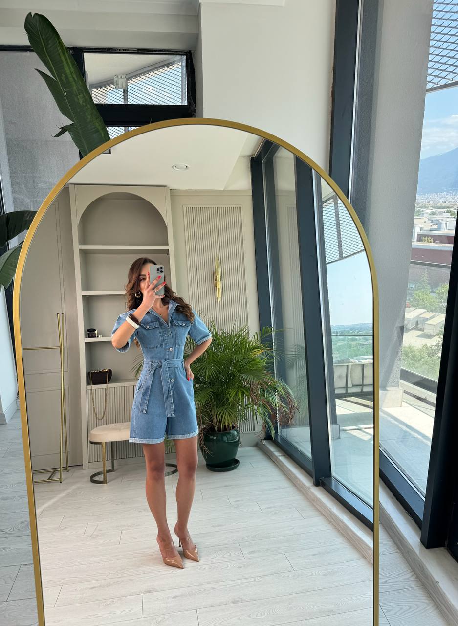 Açık%20Mavi%20Kuşaklı%20Jean%20Şort%20Tulum
