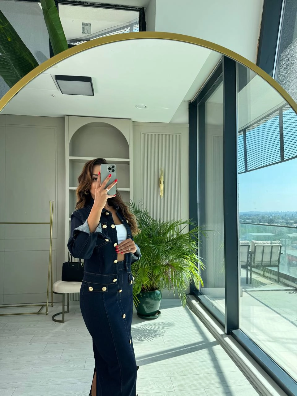 Gold%20Düğme%20Detaylı%20Likralı%20Etek%20Ceket%20Jean%20Takım