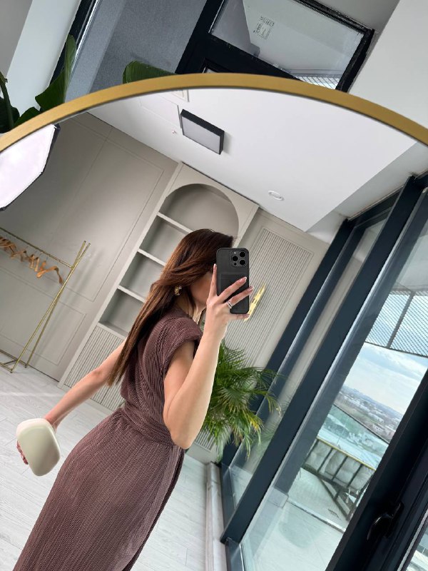 Kahverengi%20Vatkalı%20Astarlı%20Piliseli%20Kumaş%20Elbise