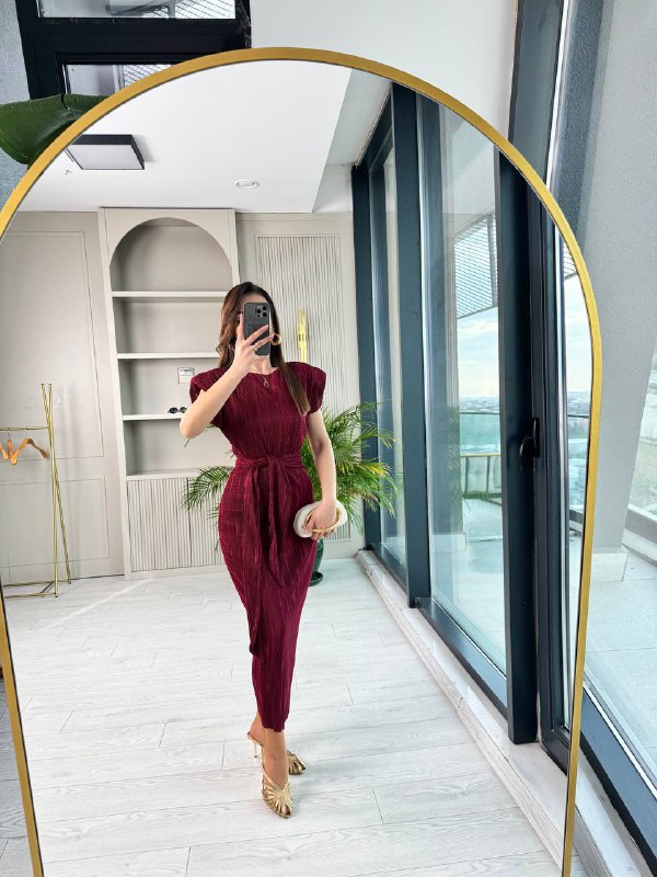 Bordo%20Vatkalı%20Astarlı%20Piliseli%20Kumaş%20Elbise