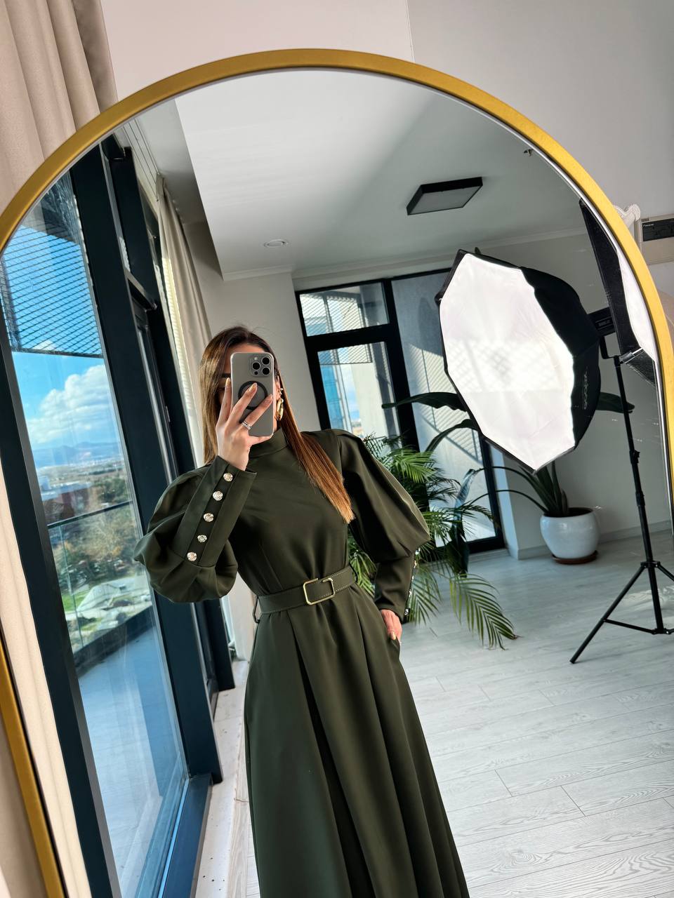 Haki%20Kemerli%20Lüks%20Kalite%20Atlas%20Kumaş%20Kol%20Detay%20Elbise