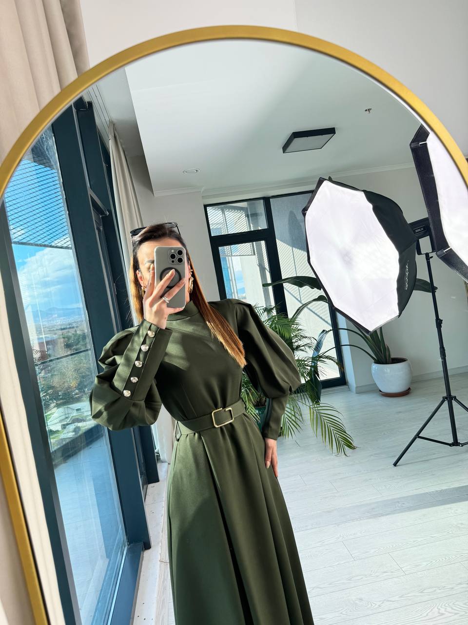 Haki%20Kemerli%20Lüks%20Kalite%20Atlas%20Kumaş%20Kol%20Detay%20Elbise