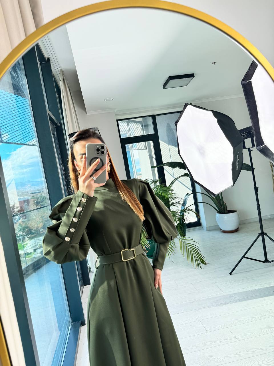 Haki%20Kemerli%20Lüks%20Kalite%20Atlas%20Kumaş%20Kol%20Detay%20Elbise