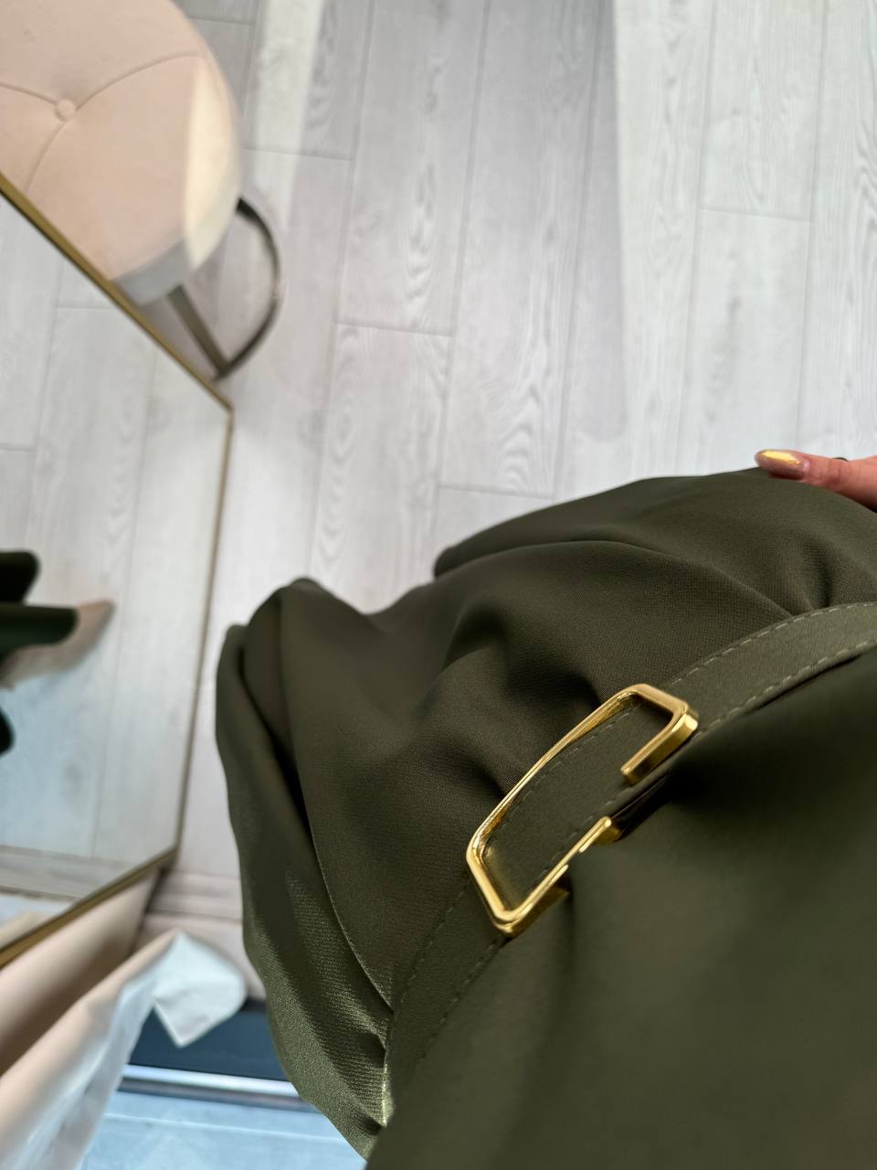 Haki%20Kemerli%20Lüks%20Kalite%20Atlas%20Kumaş%20Kol%20Detay%20Elbise