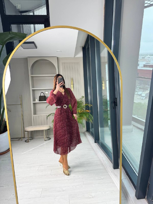 Bordo%20Puantiye%20Desenli%20Kemerli%20Şifon%20Elbise