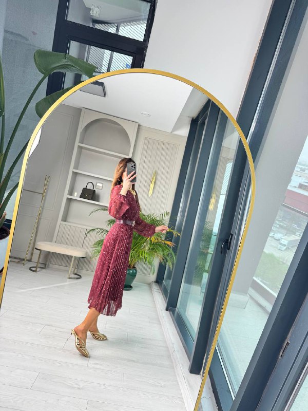 Bordo%20Puantiye%20Desenli%20Kemerli%20Şifon%20Elbise