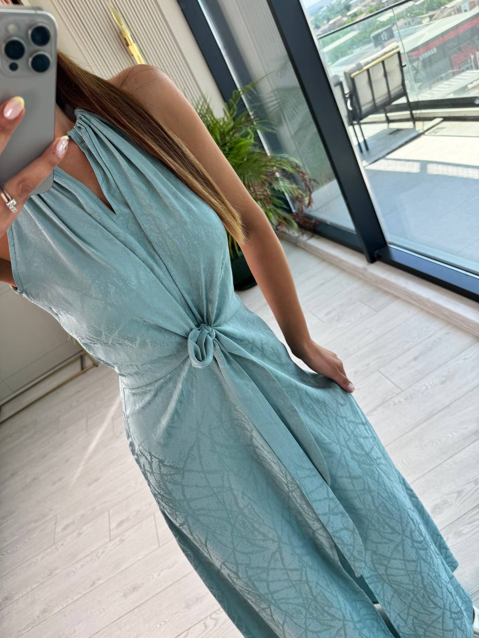 Mint%20Yeşil%20Desenli%20Bağlama%20Detaylı%20Halter%20Yaka%20Pamuk%20Saten%20Elbise