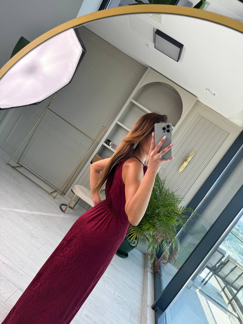 Bordo%20Desenli%20Bağlama%20Detaylı%20Halter%20Yaka%20Pamuk%20Saten%20Elbise