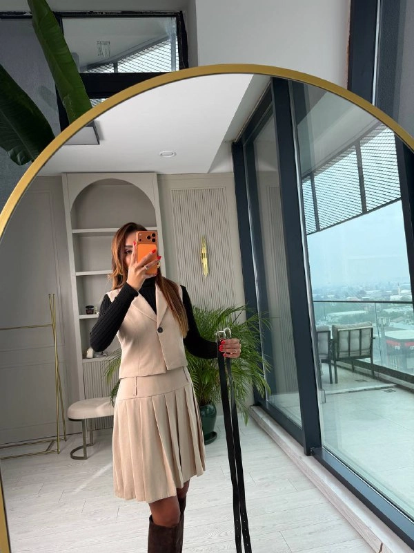 Bej%20Rengi%20Kemerli%20Poliviskon%20Kumaş%20Etek%20Yelek%20Takım