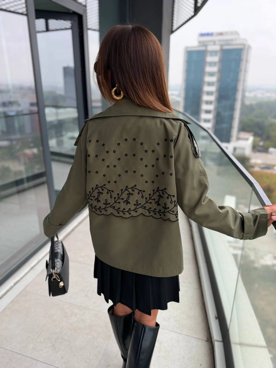 Haki%20Nakış%20Detaylı%20Astarlı%20Lüks%20Kalite%20Trençkot