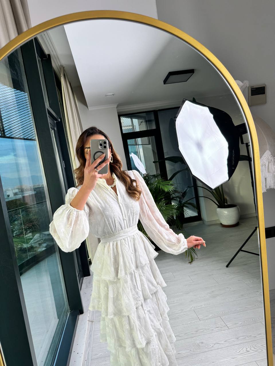 Tasarım%20Ekru%20Eteği%20Kat%20Kat%20Astarlı%20Premium%20Elbise