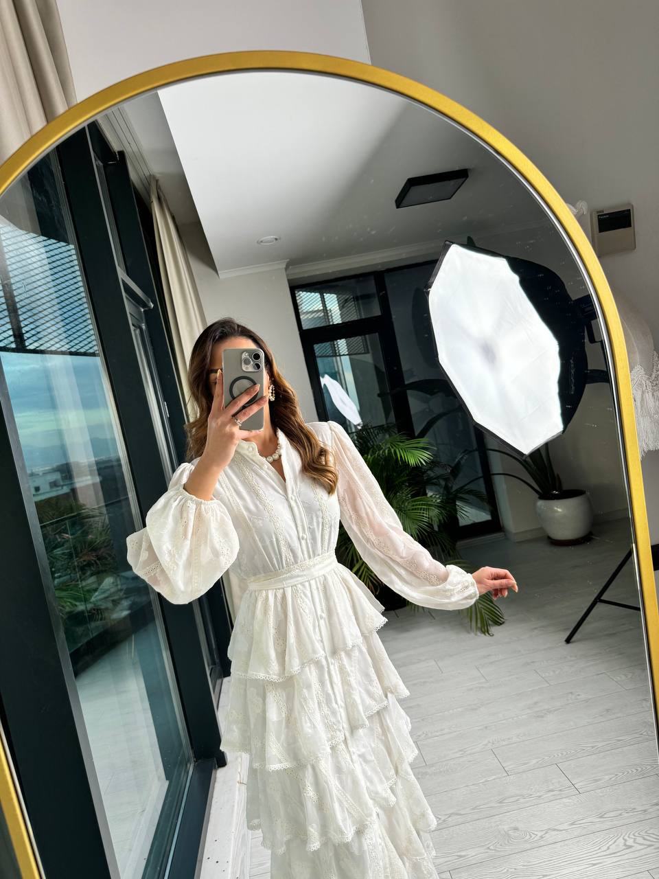 Tasarım%20Ekru%20Eteği%20Kat%20Kat%20Astarlı%20Premium%20Elbise