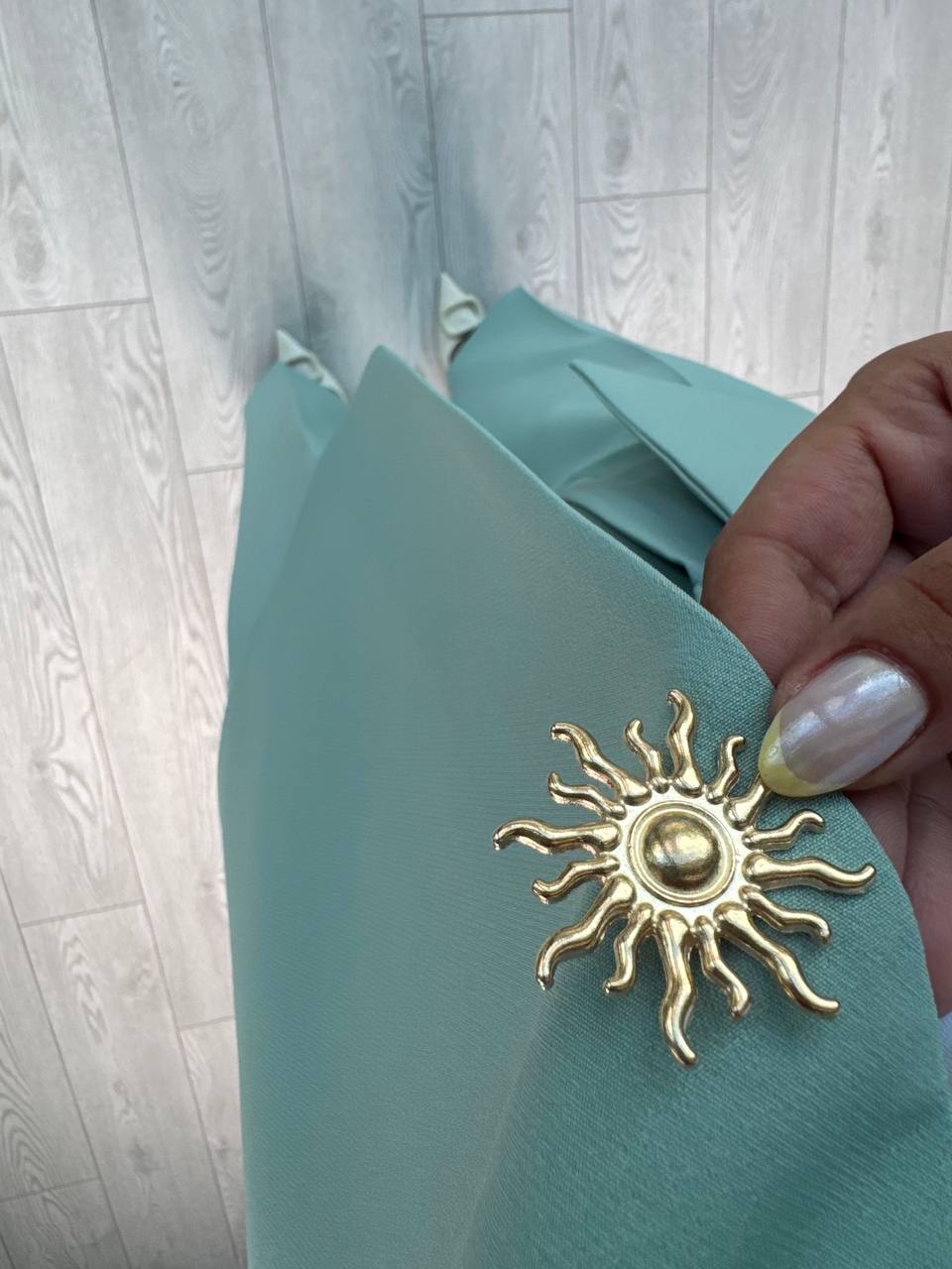Mint%20Gold%20Güneş%20Düğmeli%20Atlas%20Kumaş%20Pantolon%20Yelek%20Takım