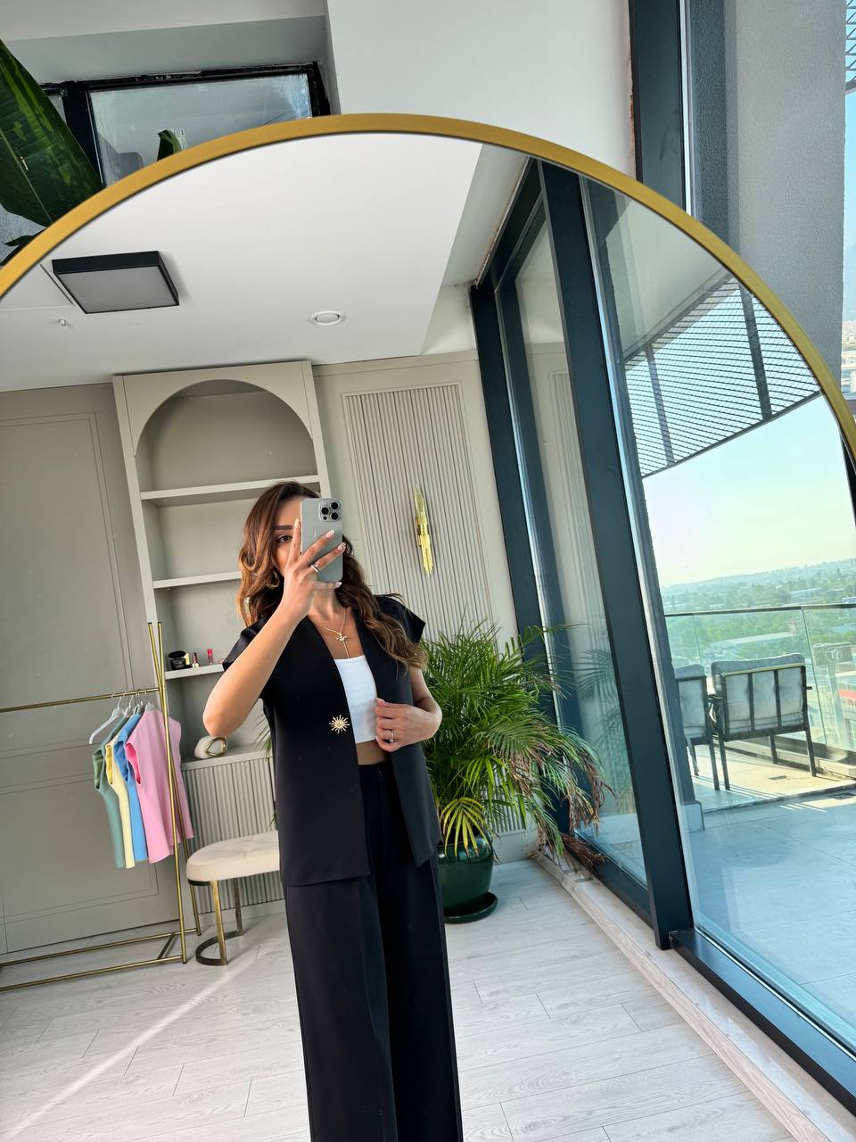 Siyah%20Gold%20Güneş%20Düğmeli%20Atlas%20Kumaş%20Pantolon%20Yelek%20Takım