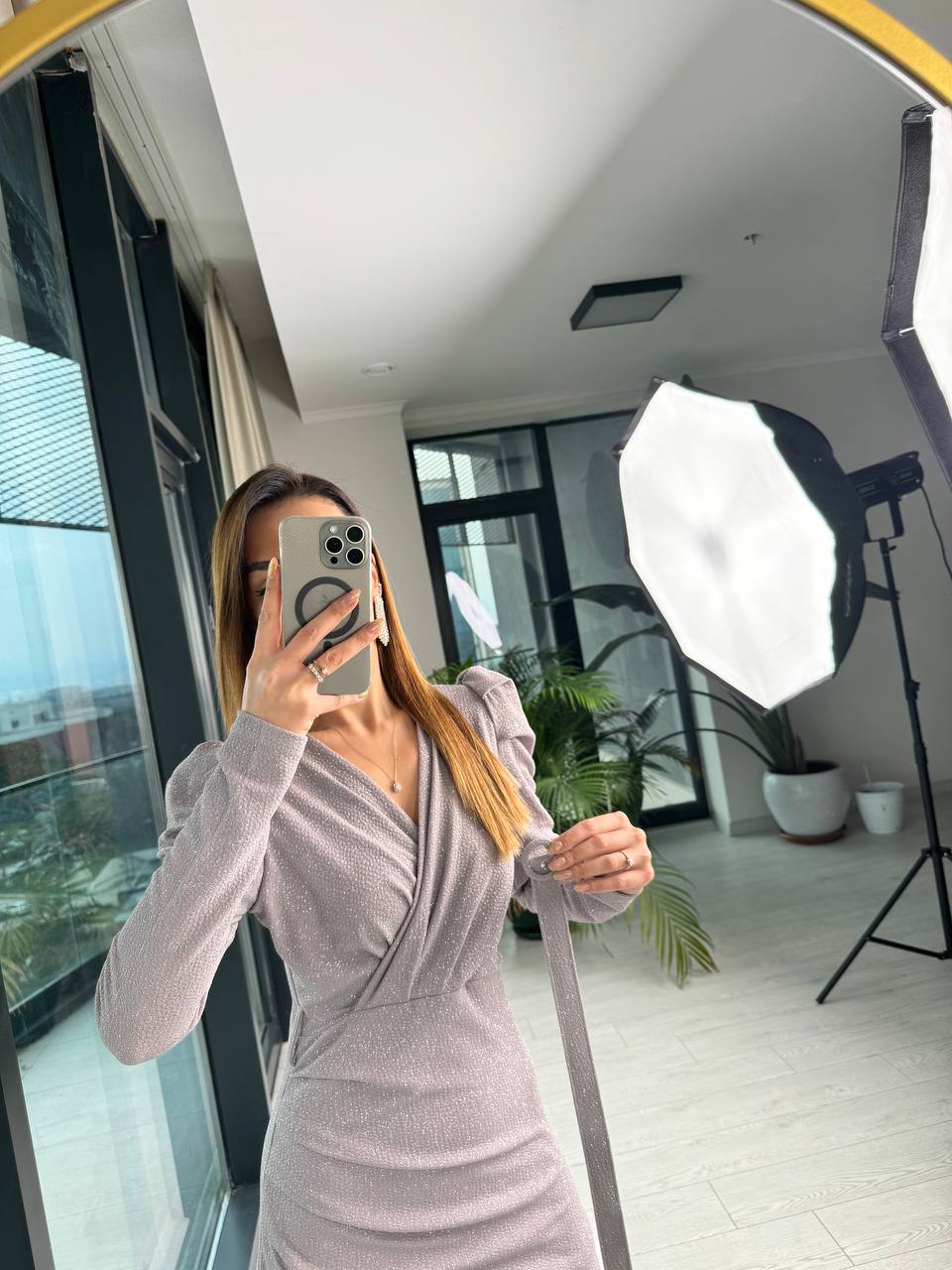 Gri%20Işıltılı%20Kemerli%20Astarlı%20Elbise