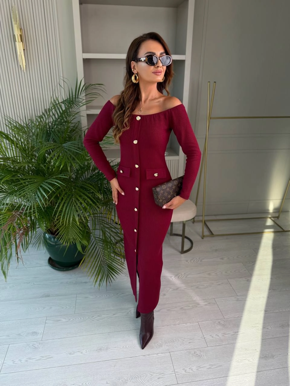 Bordo%20Kayık%20Yaka%20Düğme%20Detaylı%20Fitilli%20Çelik%20Kumaş%20Kalem%20Elbise