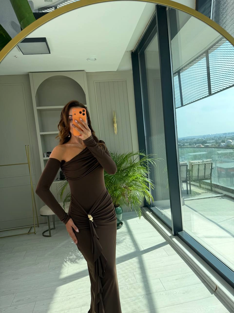 Kahverengi%20Omuz%20Detay%20İthal%20Likralı%20Candy%20Kumaş%20Elbise
