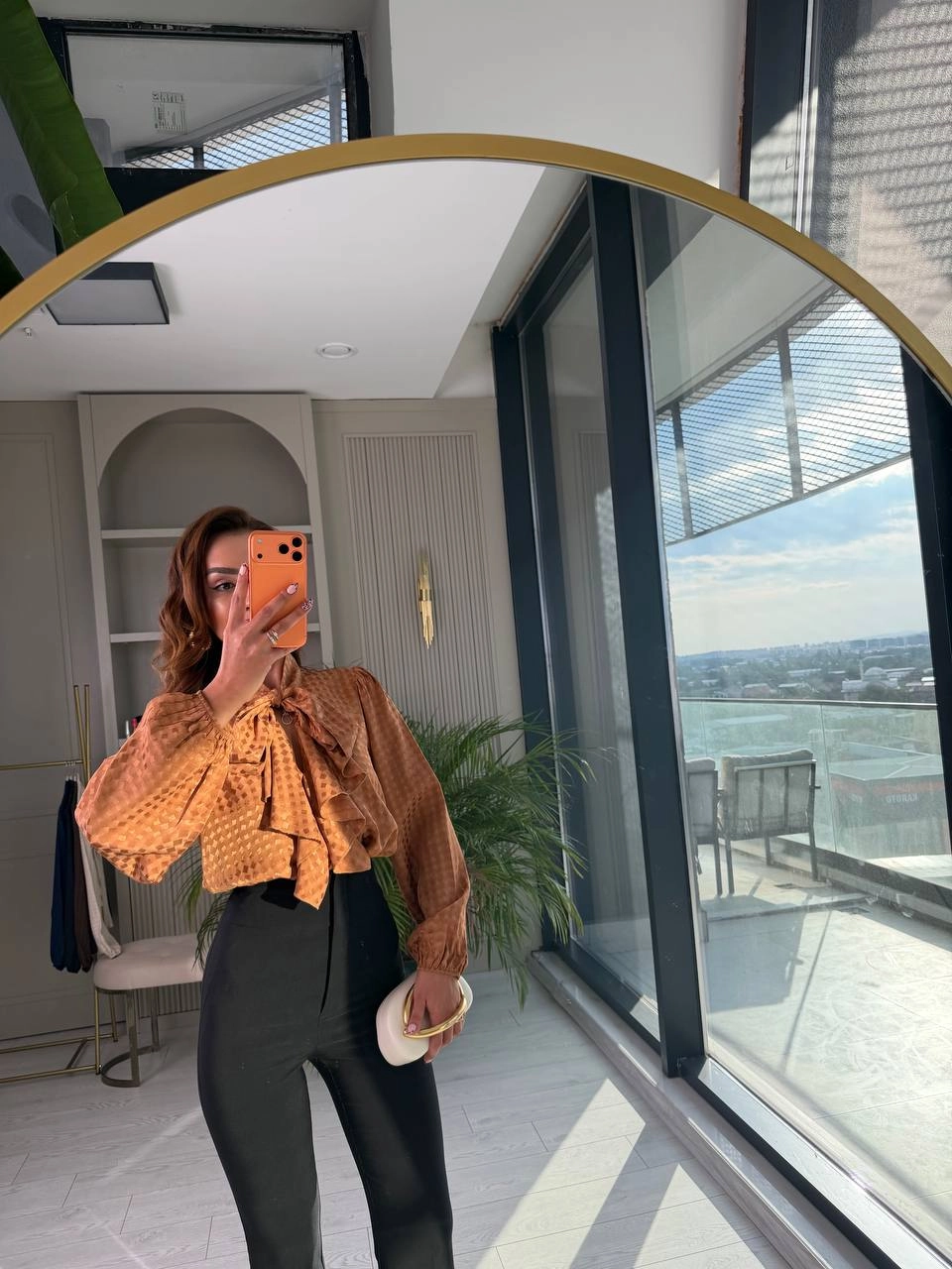 Camel%20Pamuklu%20Saten%20Boyun%20Bağlamalı%20Desenli%20Bluz