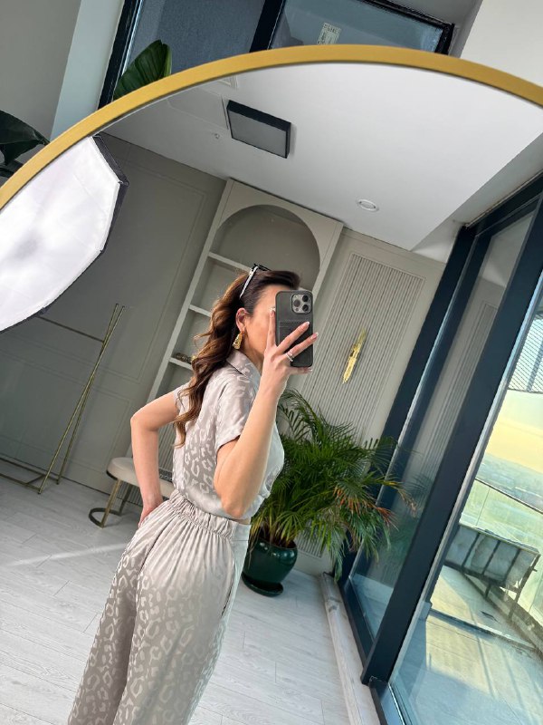 Gri%20Jakarlı%20Premium%20Saten%20Takım