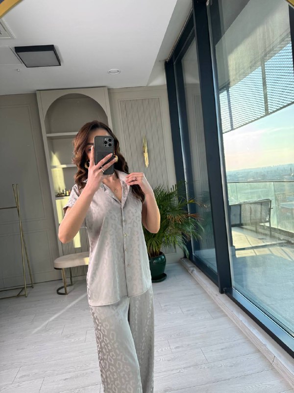 Gri%20Jakarlı%20Premium%20Saten%20Takım
