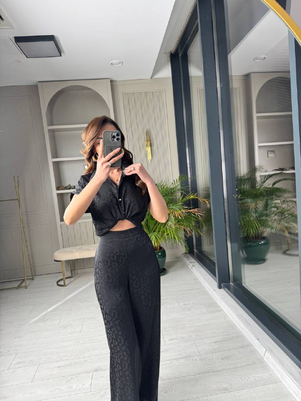 Siyah%20Jakarlı%20Premium%20Saten%20Takım
