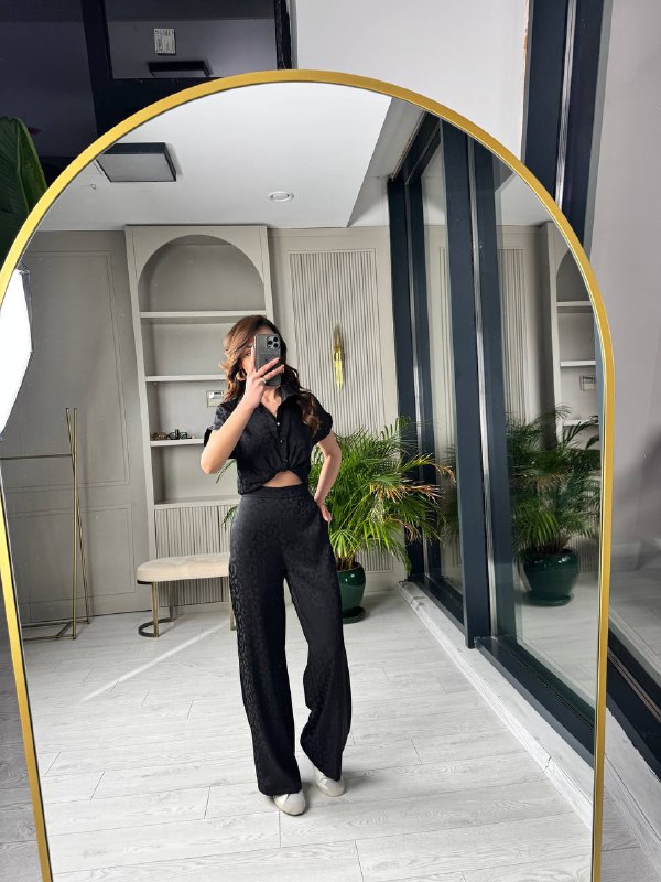 Siyah%20Jakarlı%20Premium%20Saten%20Takım