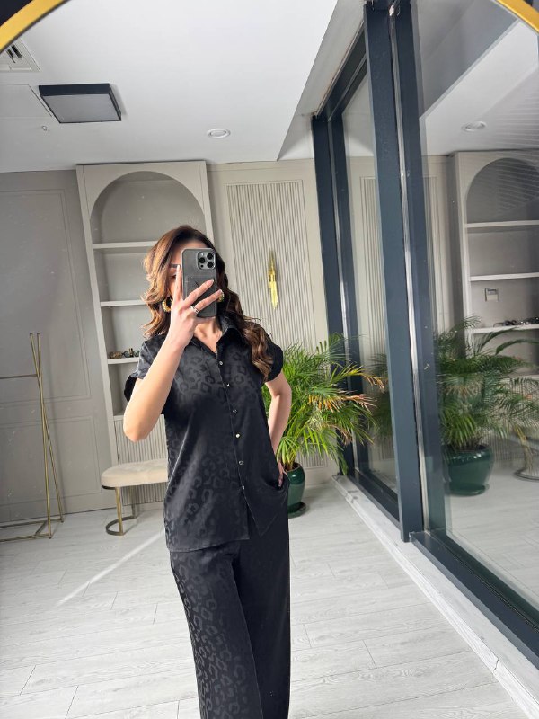 Siyah%20Jakarlı%20Premium%20Saten%20Takım