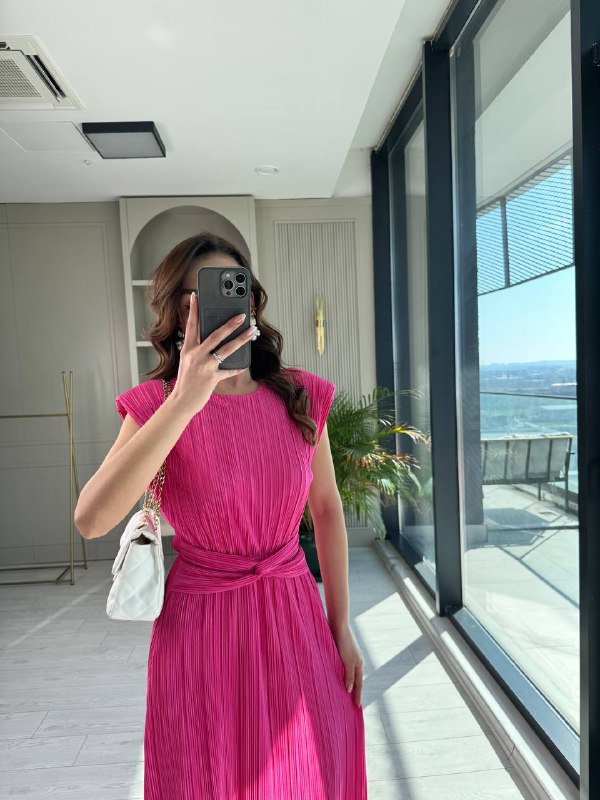 Pembe%20Bel%20Detay%20Astarlı%20Piliseli%20Kumaş%20Elbise