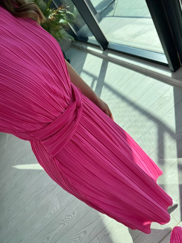 Pembe%20Bel%20Detay%20Astarlı%20Piliseli%20Kumaş%20Elbise