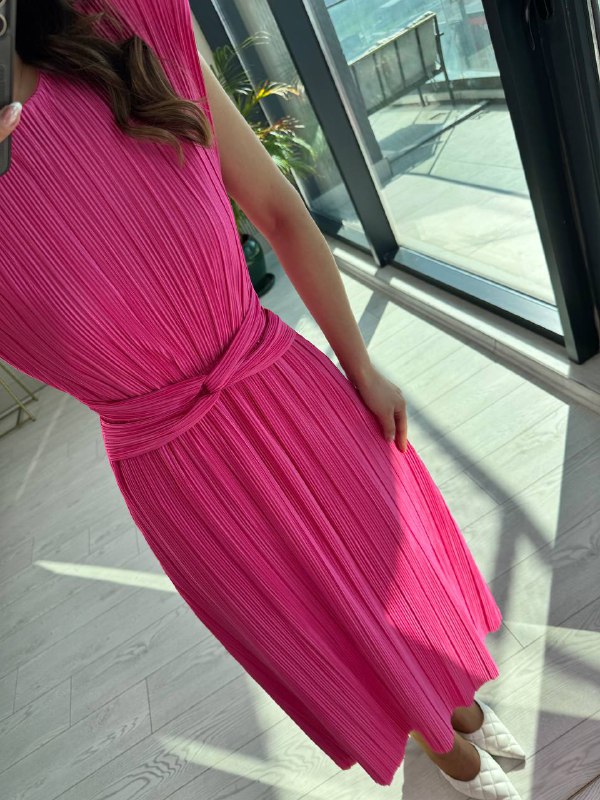 Pembe%20Bel%20Detay%20Astarlı%20Piliseli%20Kumaş%20Elbise