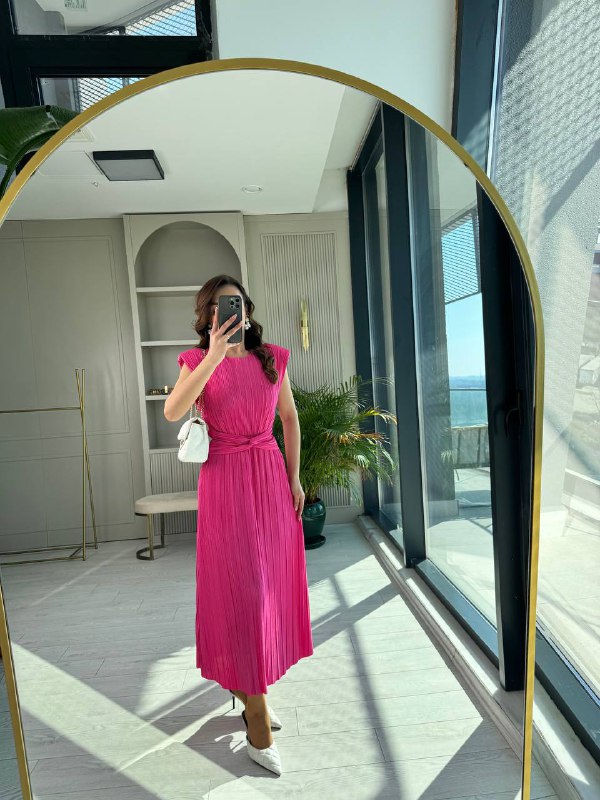 Pembe%20Bel%20Detay%20Astarlı%20Piliseli%20Kumaş%20Elbise
