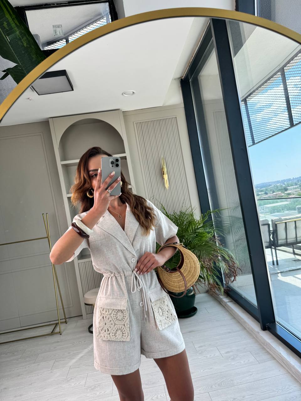 Natural%20Bej%20dantel%20Cep%20Detaylı%20Tok%20Dokulu%20Keten%20Şort%20Tulum