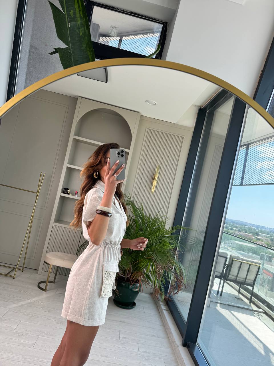 Natural%20Bej%20dantel%20Cep%20Detaylı%20Tok%20Dokulu%20Keten%20Şort%20Tulum