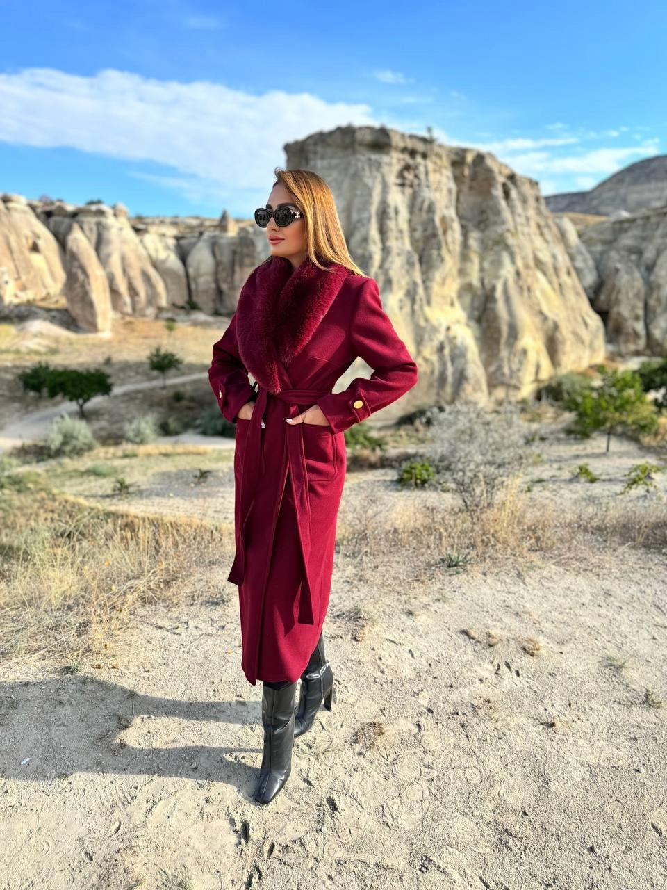 Bordo%20Yaka%20Kürklü%20Astarlı%20Premium%20Seri%20Uzun%20Kaşe%20Kaban