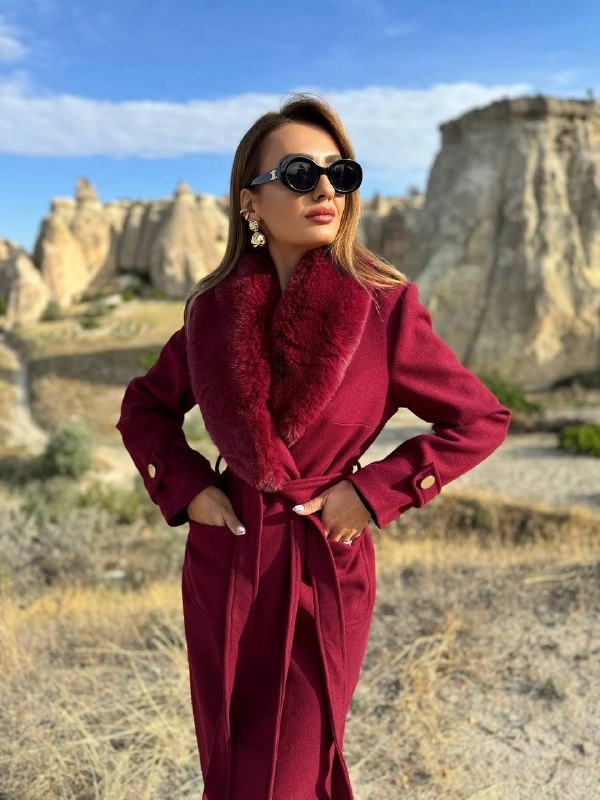 Bordo%20Yaka%20Kürklü%20Astarlı%20Premium%20Seri%20Uzun%20Kaşe%20Kaban