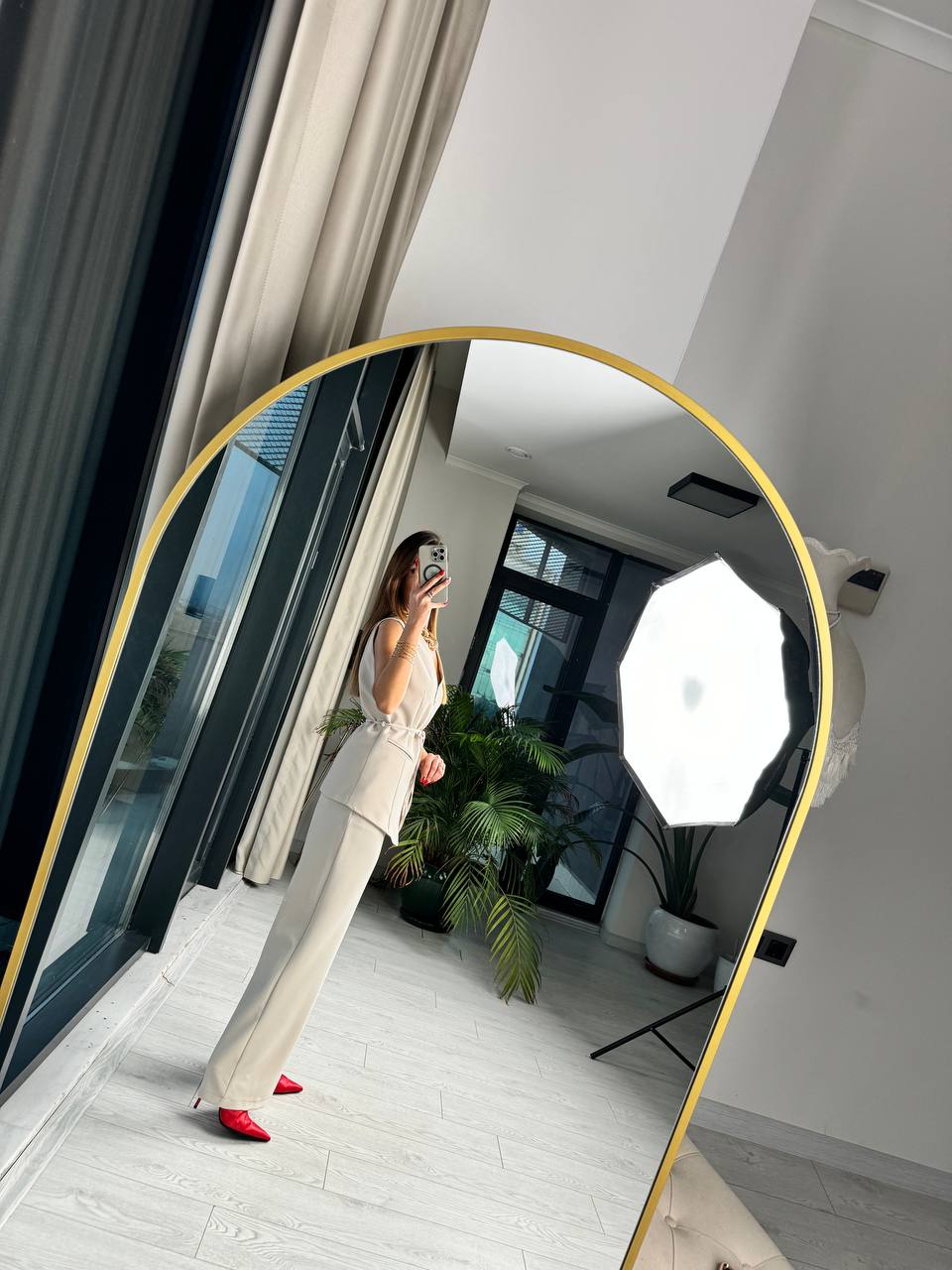 Taş%20Rengi%20Yelek%20Pantolon%20Lüks%20Atlas%20Kumaş%20Takım