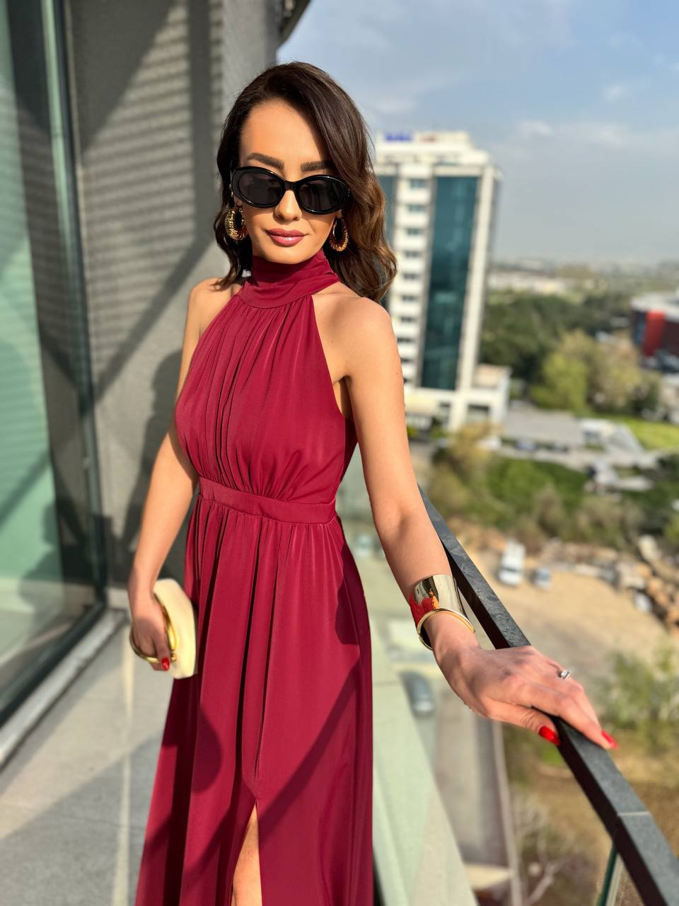 Bordo%20Tasarım%20Halter%20Yaka%20Kloş%20Elbise