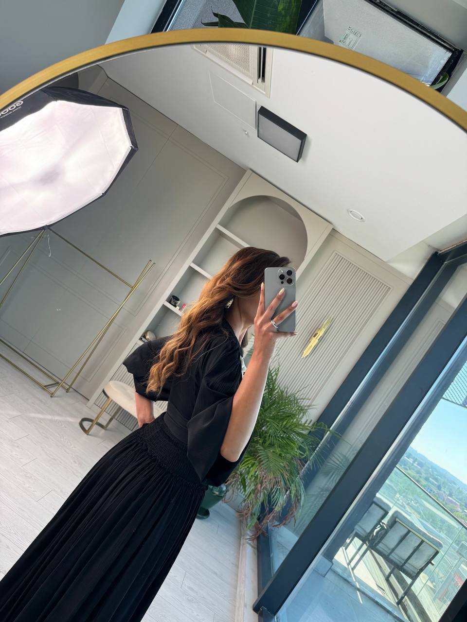 Siyah%20Pamuklu%20Boncuk%20Detaylı%20Etek%20Bluz%20Takım