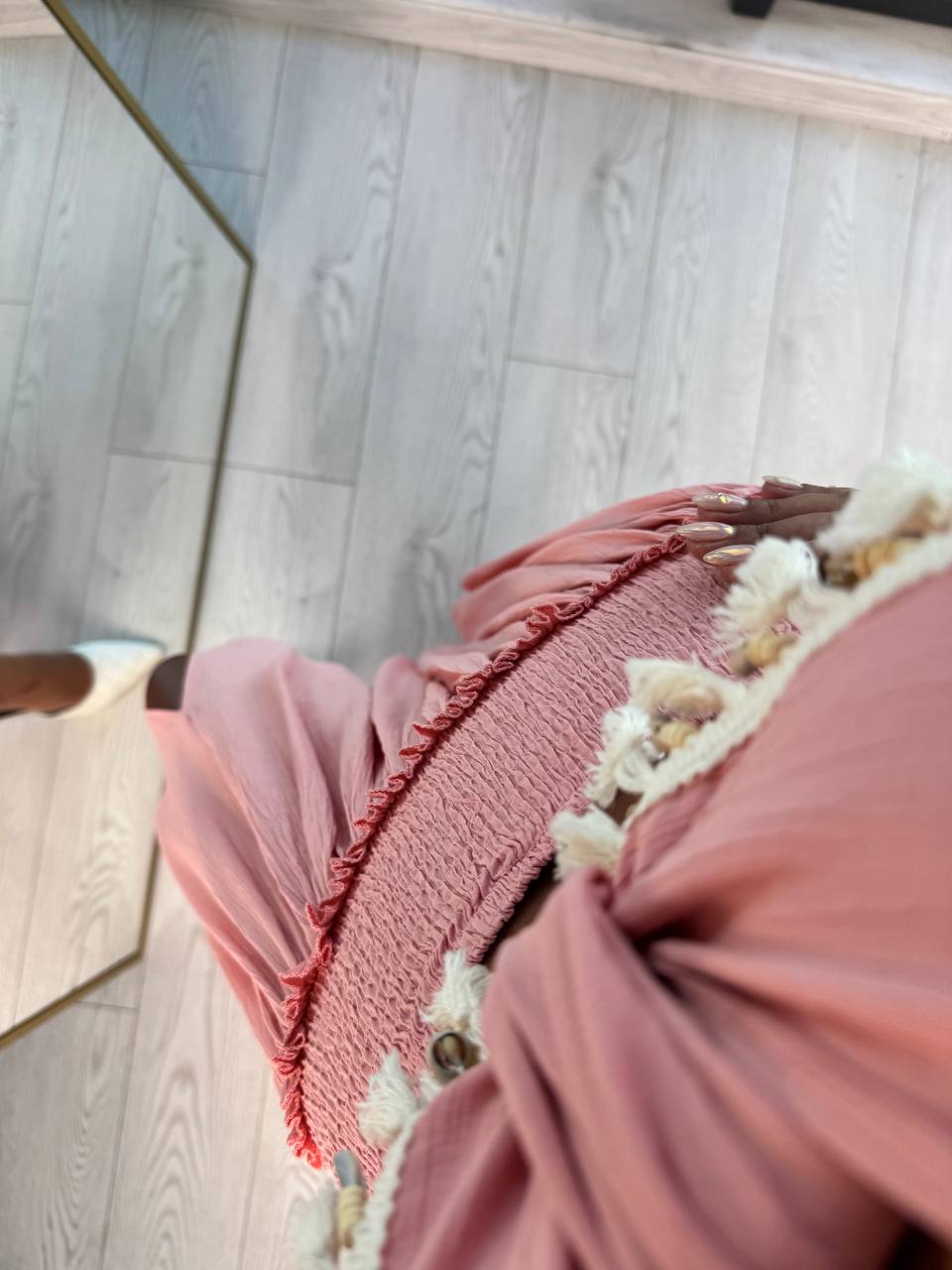 Pudra%20Pamuklu%20Boncuk%20Detaylı%20Etek%20Bluz%20Takım