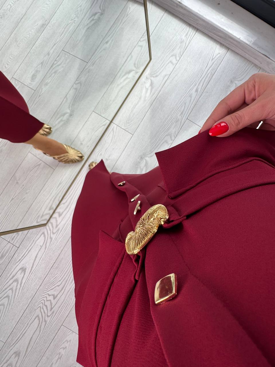 Bordo%20Zara%20Model%20Gold%20Metal%20Süs%20Düğmeli%20Kalem%20Elbise