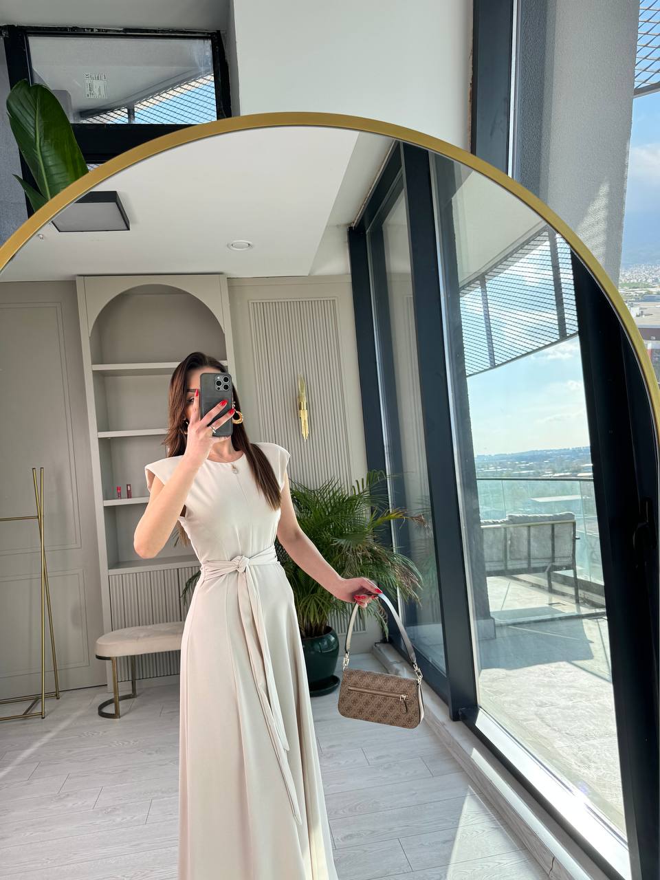 Bej%20Bel%20Kuşaklı%20Tensel%20Kumaş%20Midi%20Boy%20Elbise