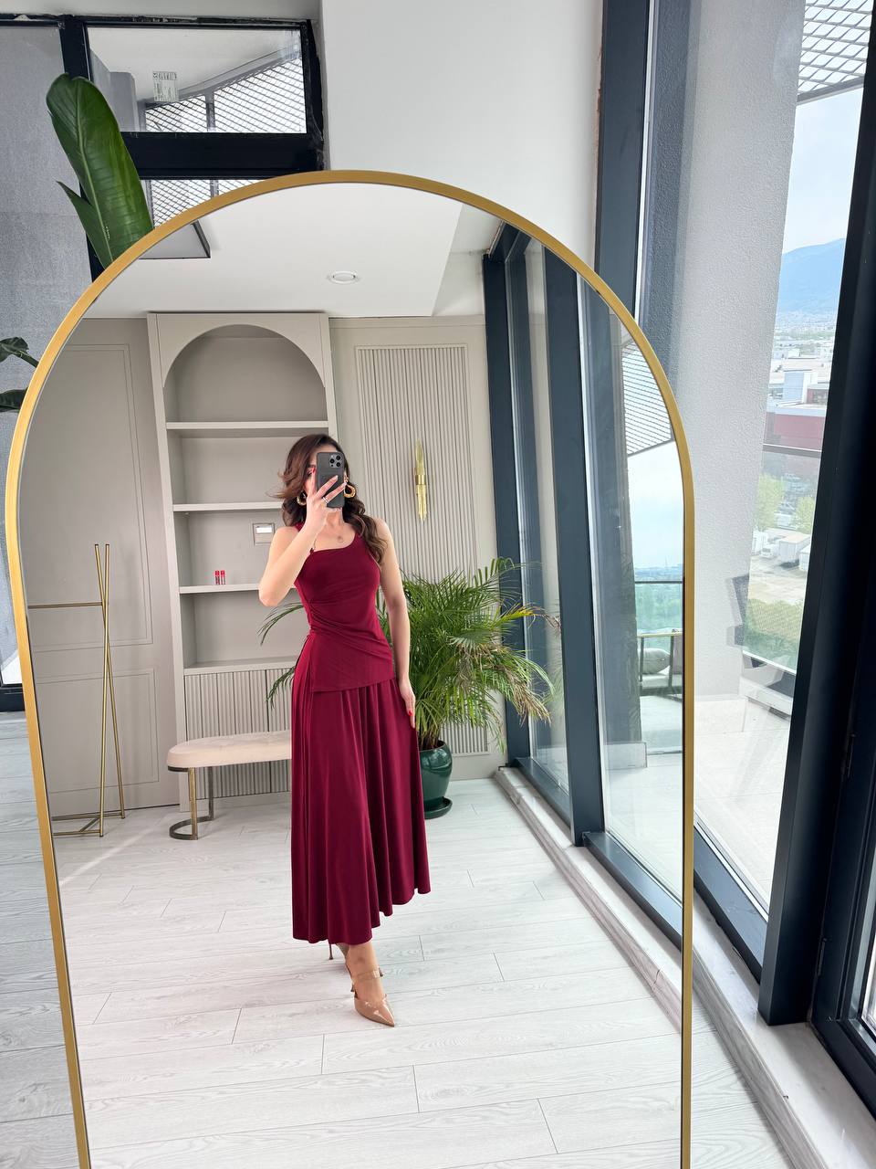 Bordo%20Metal%20Aksesuar%20Detaylı%20Premium%20Bluz%20Etek%20Takım