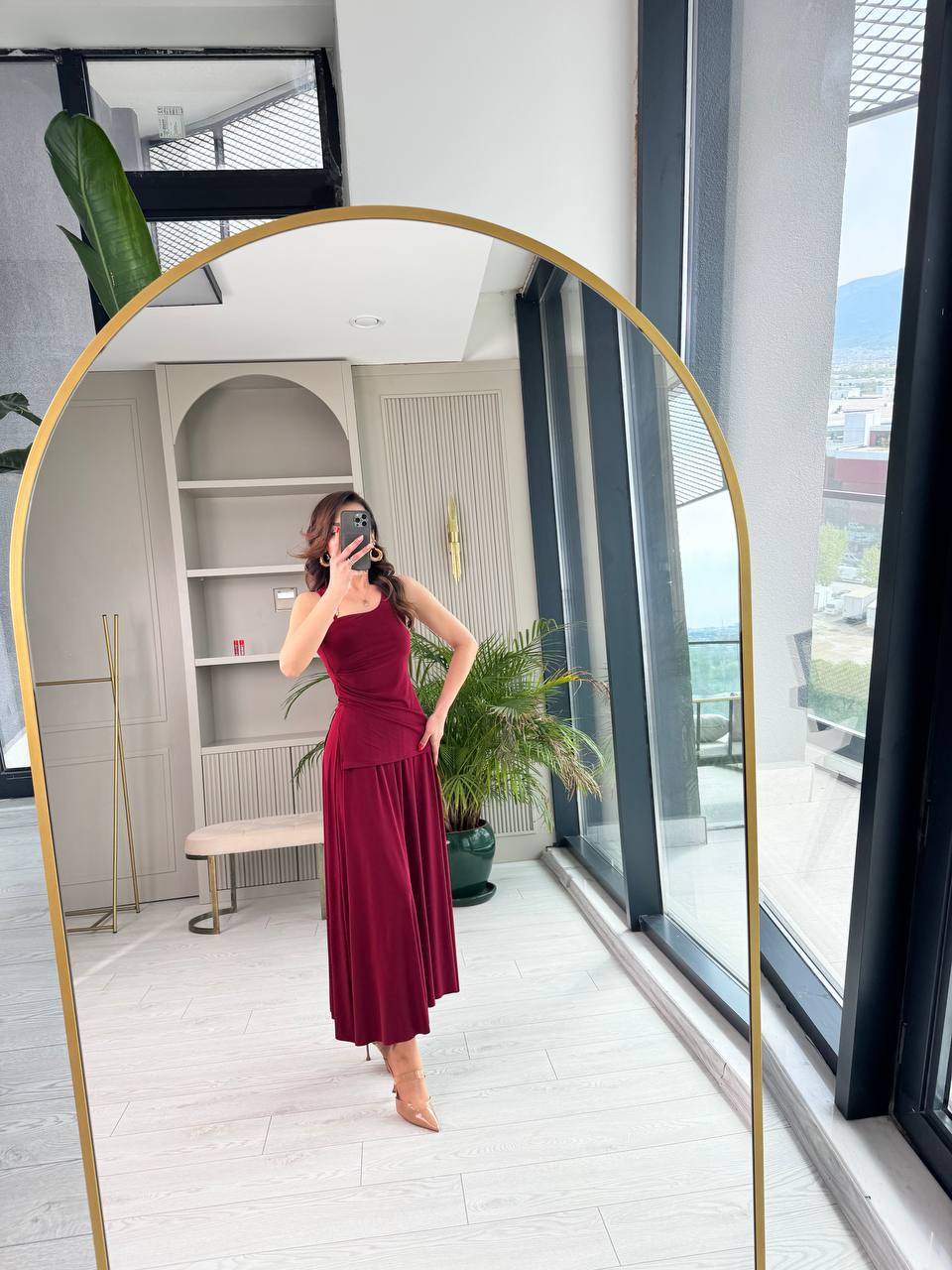 Bordo%20Metal%20Aksesuar%20Detaylı%20Premium%20Bluz%20Etek%20Takım