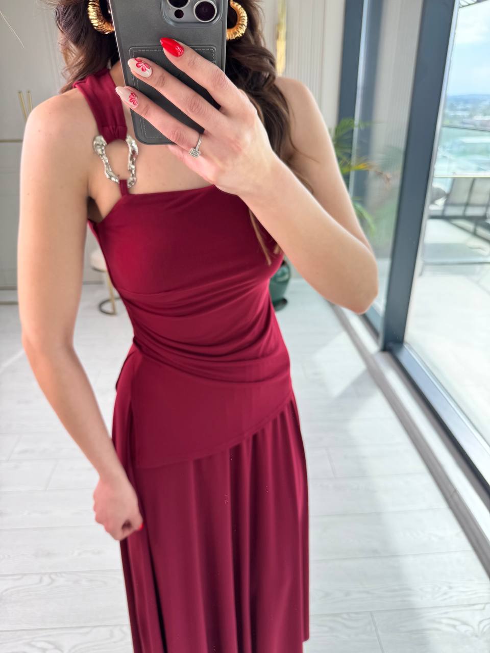 Bordo%20Metal%20Aksesuar%20Detaylı%20Premium%20Bluz%20Etek%20Takım