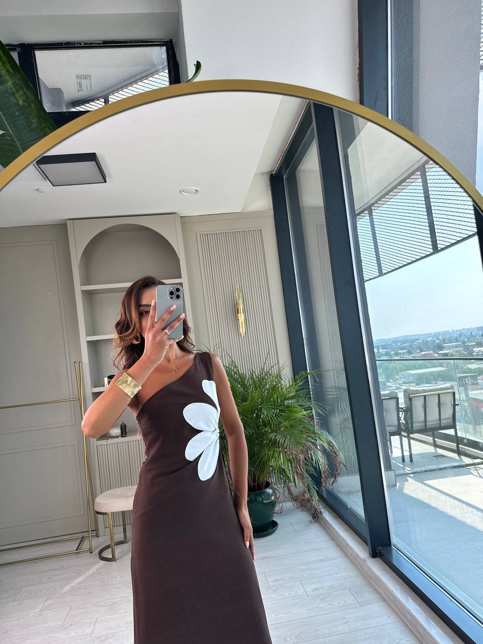 Kahverengi%20Çiçekli%20Bel%20Detay%20Astarlı%20Tok%20Keten%20Elbise