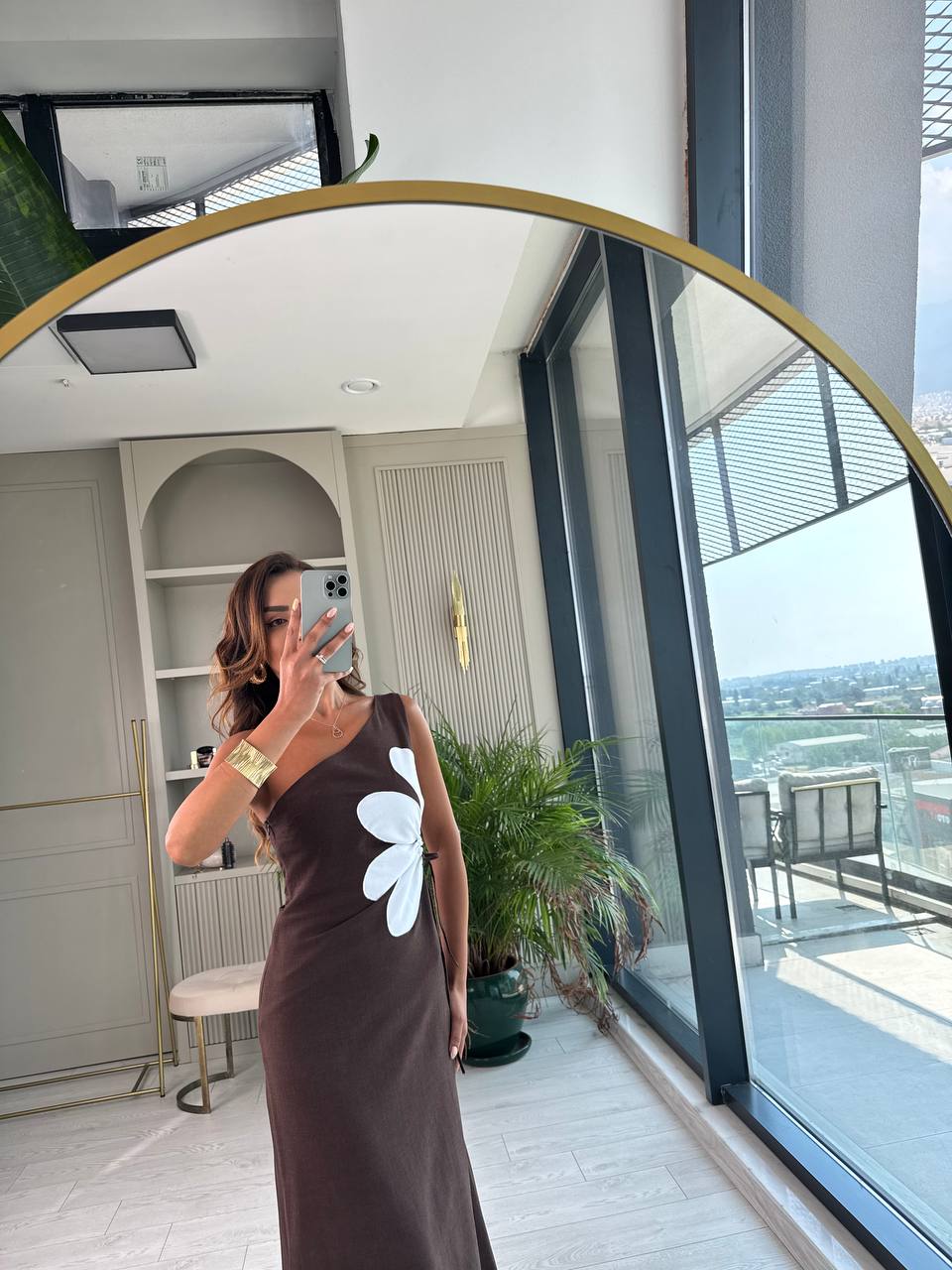 Kahverengi%20Çiçekli%20Bel%20Detay%20Astarlı%20Tok%20Keten%20Elbise