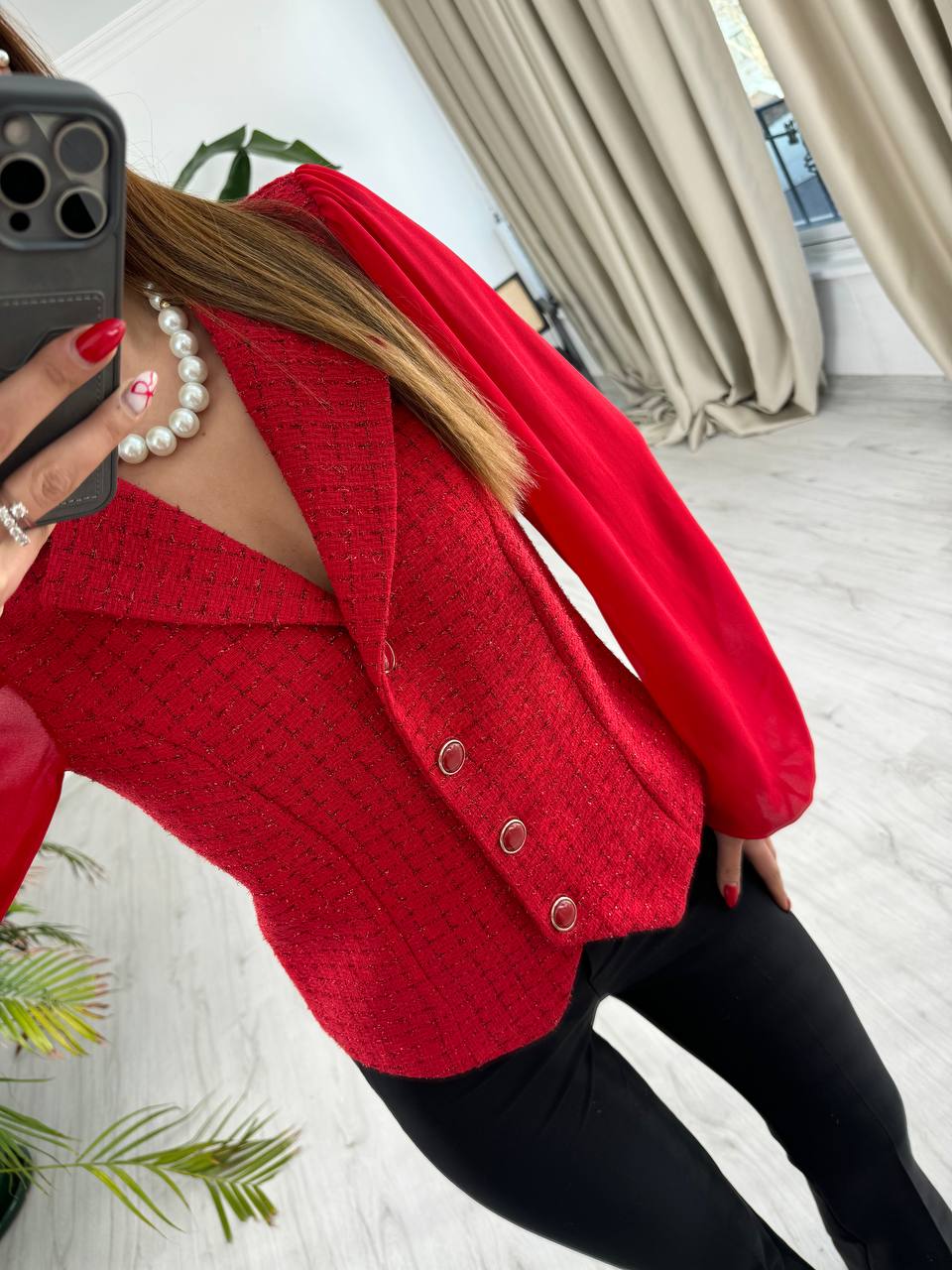Kırmızı%20Lüks%20Tuvid%20kumaş%20Kolları%20Şifon%20Düğmeli%20Gömlek%20Bluz